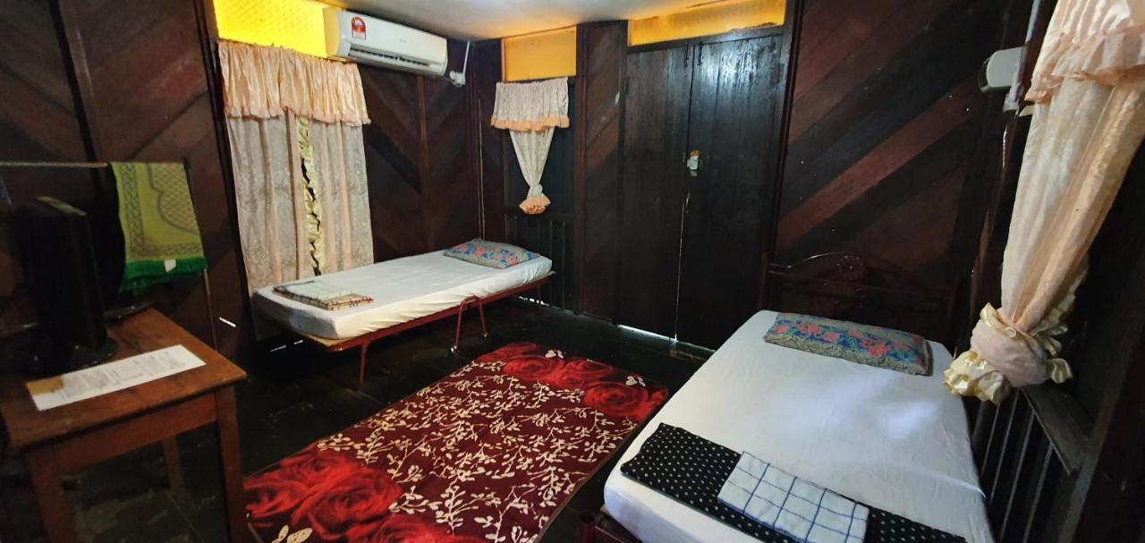 Chalet Kampong Semawar Kuala Kangsar Eksteriør bilde