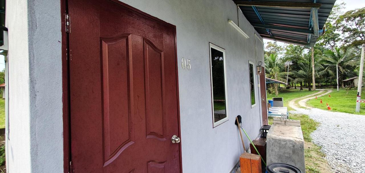 Chalet Kampong Semawar Kuala Kangsar Eksteriør bilde
