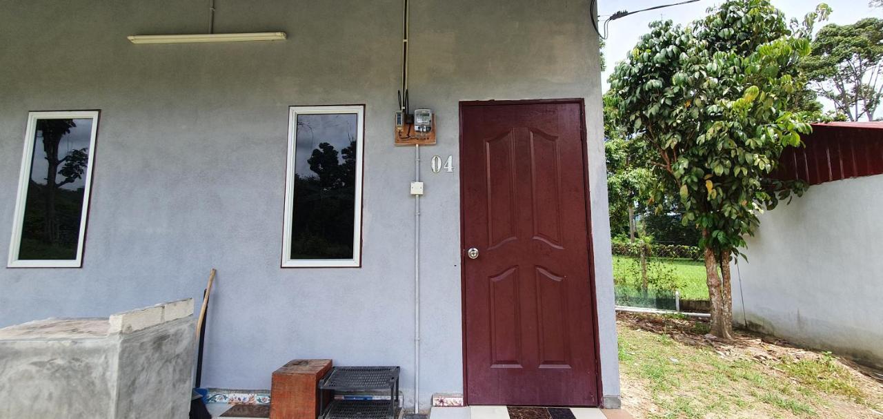 Chalet Kampong Semawar Kuala Kangsar Eksteriør bilde