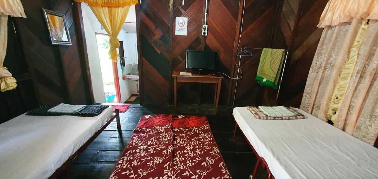 Chalet Kampong Semawar Kuala Kangsar Eksteriør bilde
