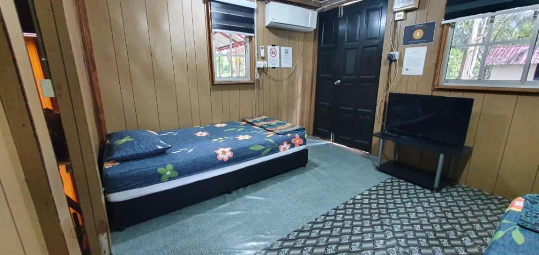 Chalet Kampong Semawar Kuala Kangsar Eksteriør bilde