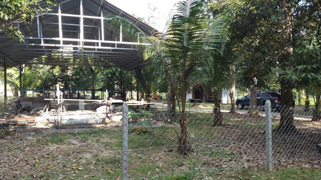 Chalet Kampong Semawar Kuala Kangsar Eksteriør bilde