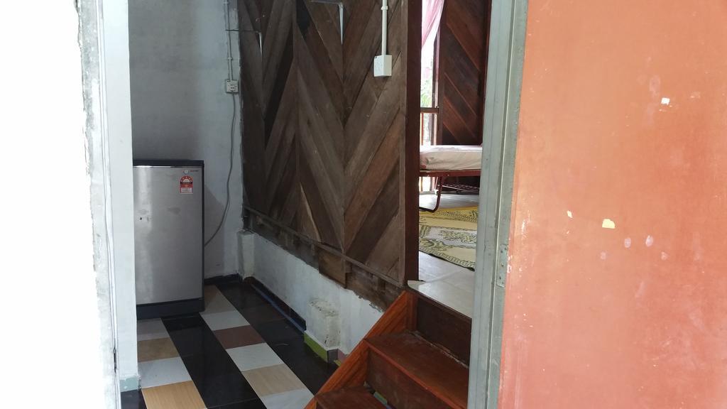 Chalet Kampong Semawar Kuala Kangsar Eksteriør bilde